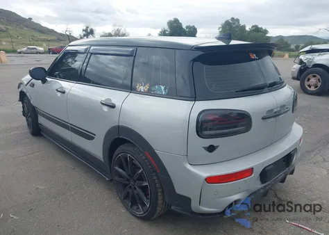 2021 Mini Clubman John Cooper Works z USA, uszkodzony, nr VIN WMWJZ9C01M2P33384